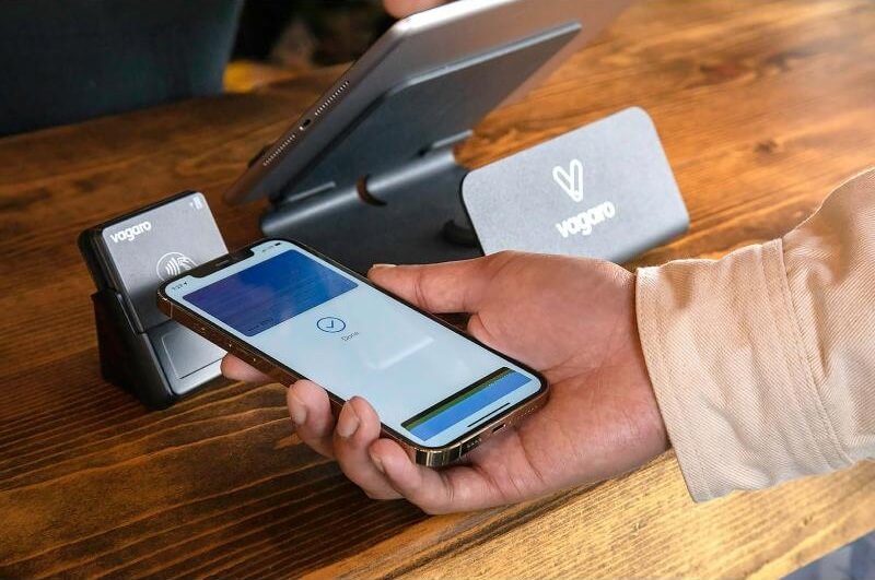 Making a contactless payment
